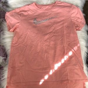 Nike top